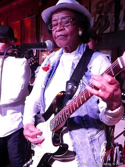 BeverlyGuitar160408