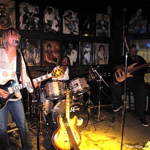 DonnaHopkinsBand110702