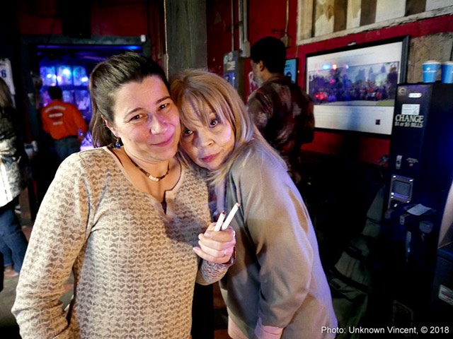 glowingBeauties180325