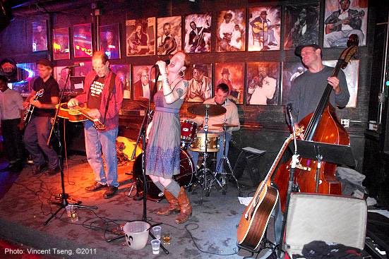 HeatherLBand111014