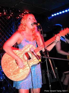 ItsATwinkieHonest110527