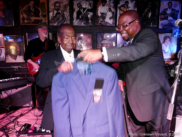 Quentin'sGifts170811