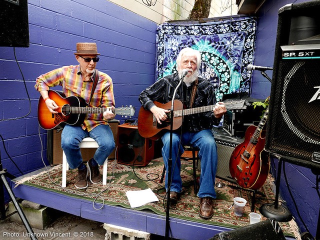 RossPead&StephenTalkovich180324